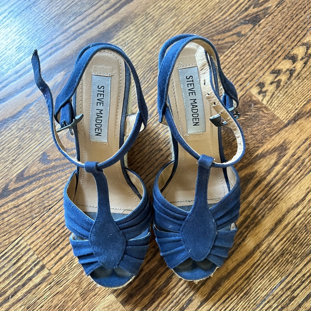 Steve Madden wedge sandal